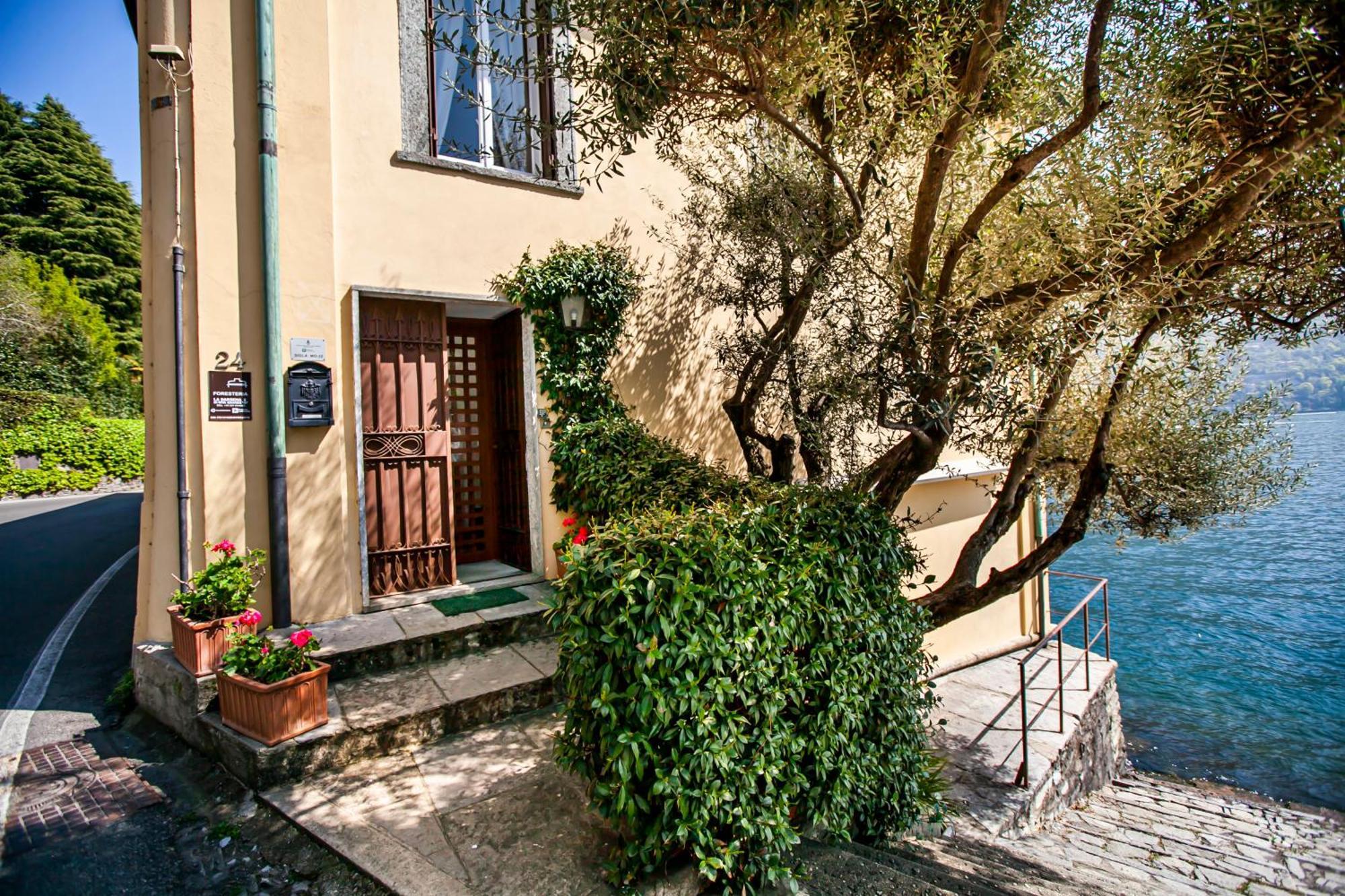 Hotel Darsena Di Riva Grande à Moltrasio Extérieur photo
