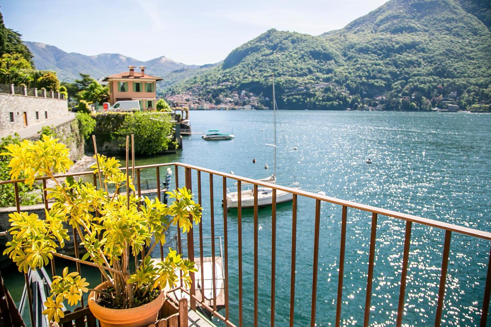 Hotel Darsena Di Riva Grande à Moltrasio Extérieur photo
