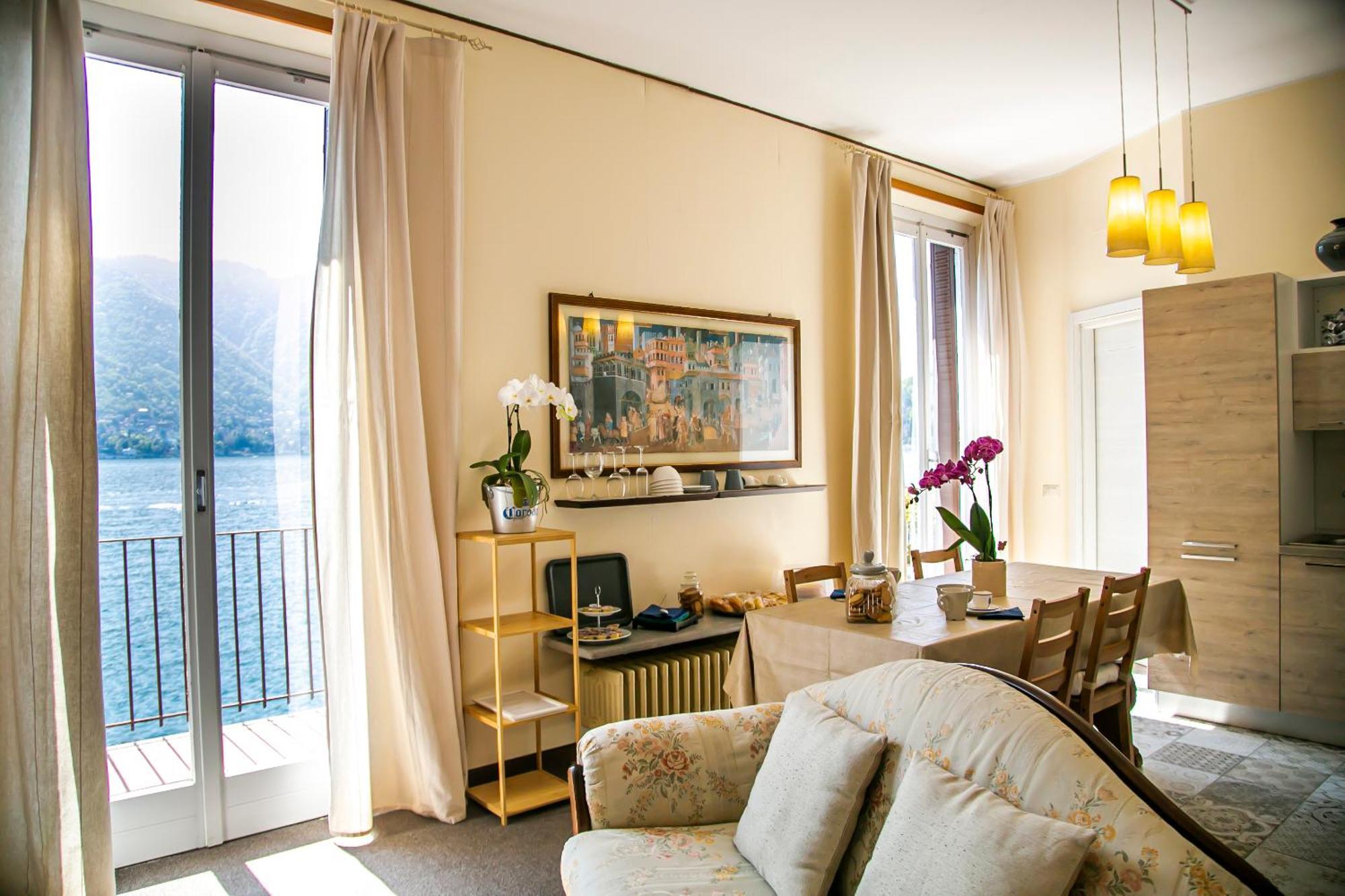Hotel Darsena Di Riva Grande à Moltrasio Extérieur photo